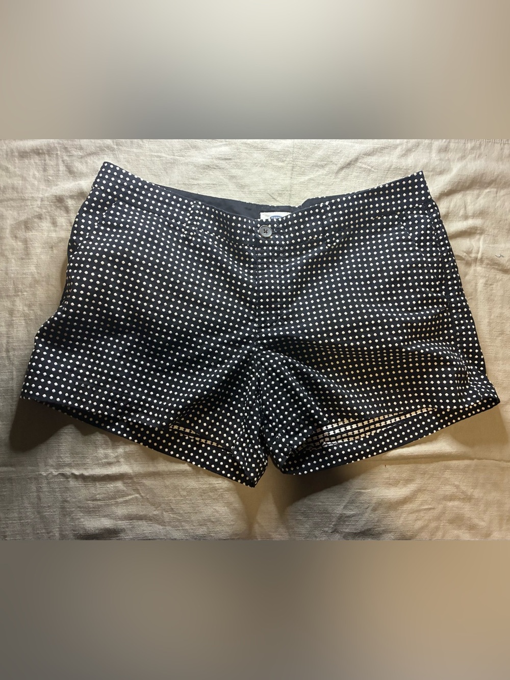 Old Navy black and white polka-dot twill chino shorts Size 12